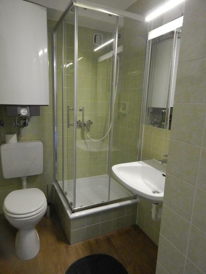 Free Apartment - Schoenblick Bad Urach Extérieur photo